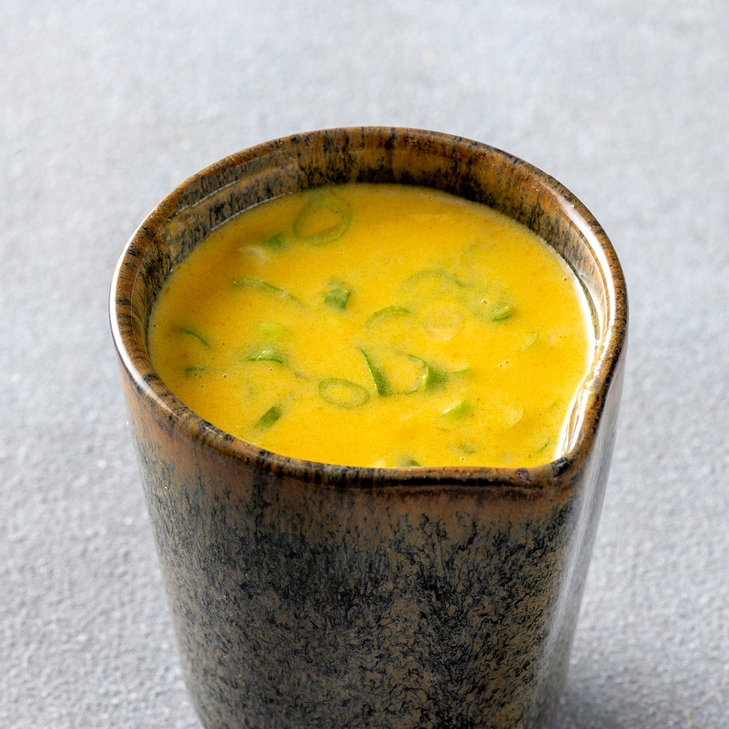 Thaise gele currysaus